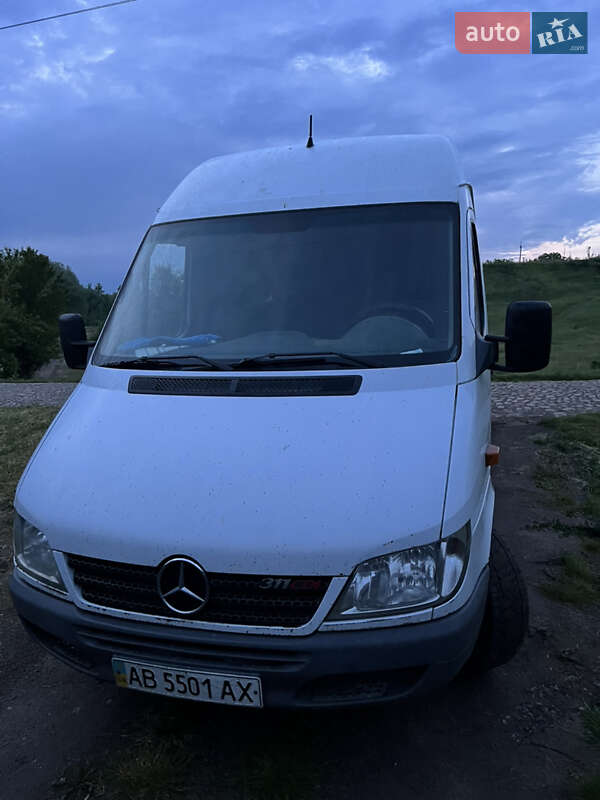 Грузовой фургон Mercedes-Benz Sprinter 2006 в Виннице