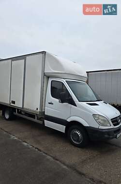 Mercedes-Benz Sprinter 2013