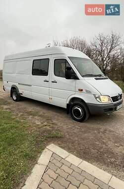 Вантажний фургон Mercedes-Benz Sprinter 2002 в Рівному