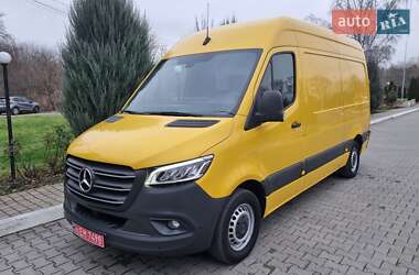 Вантажний фургон Mercedes-Benz Sprinter 2020 в Чернівцях