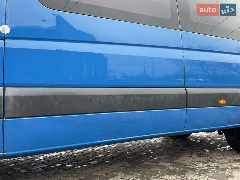 Грузопассажирский фургон Mercedes-Benz Sprinter 2009 в Черновцах