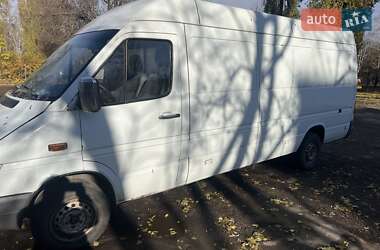 Грузовой фургон Mercedes-Benz Sprinter 2004 в Кропивницком