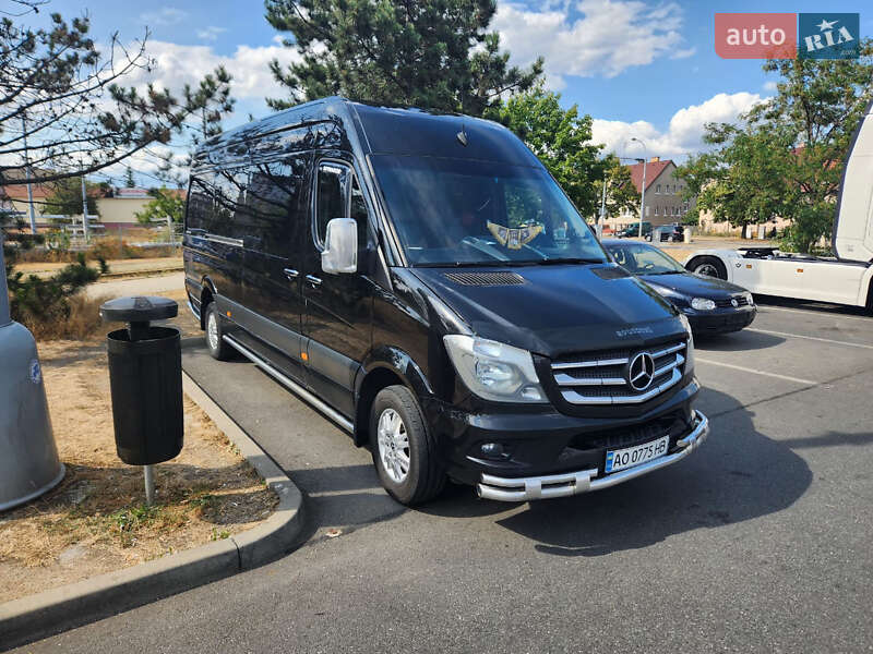 Мікроавтобус Mercedes-Benz Sprinter 2016 в Тячеві