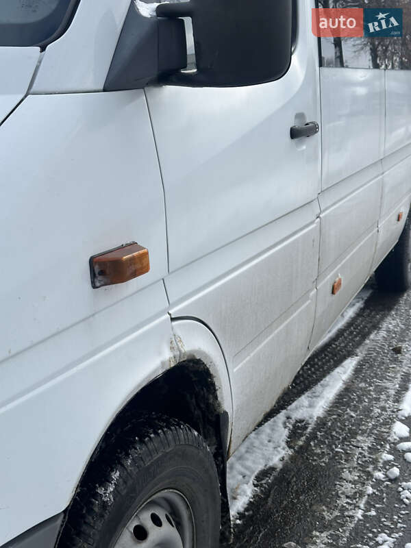 Микроавтобус Mercedes-Benz Sprinter 2004 в Белой Церкви