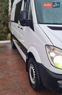 Грузовой фургон Mercedes-Benz Sprinter 2011 в Черновцах