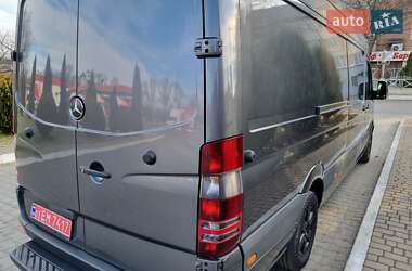 Грузовой фургон Mercedes-Benz Sprinter 2014 в Черновцах