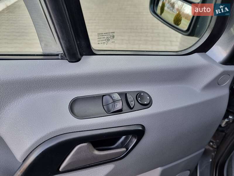 Грузовой фургон Mercedes-Benz Sprinter 2014 в Черновцах