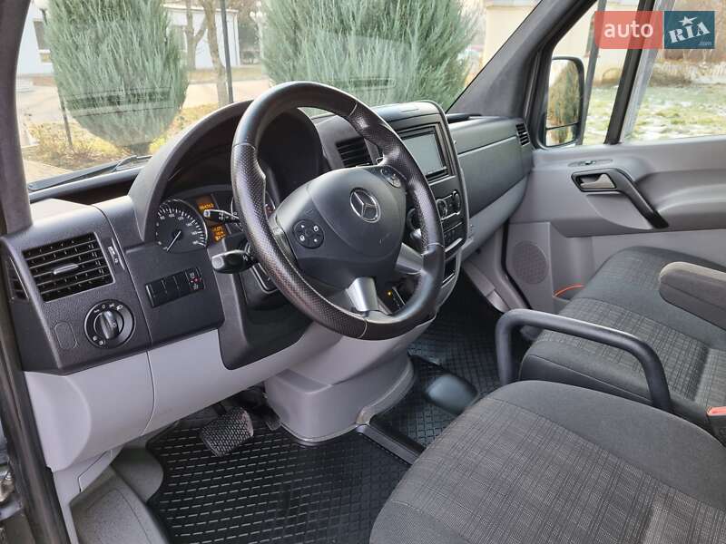 Грузовой фургон Mercedes-Benz Sprinter 2014 в Черновцах