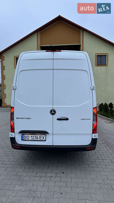 Вантажопасажирський фургон Mercedes-Benz Sprinter 2018 в Чорткові