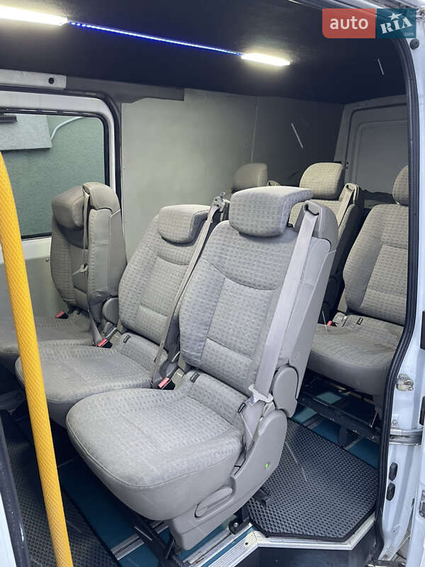 Микроавтобус Mercedes-Benz Sprinter 2005 в Ровно