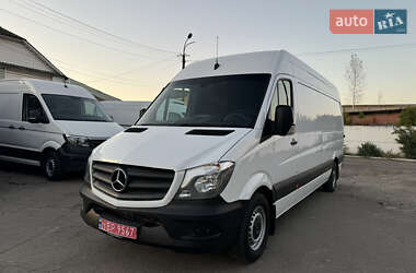 Вантажний фургон Mercedes-Benz Sprinter 2017 в Рівному