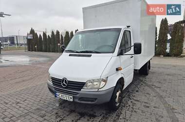 Грузовой фургон Mercedes-Benz Sprinter 2001 в 
