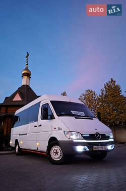 Приміський автобус Mercedes-Benz Sprinter 2001 в Одесі