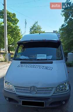 Микроавтобус Mercedes-Benz Sprinter 2005 в 