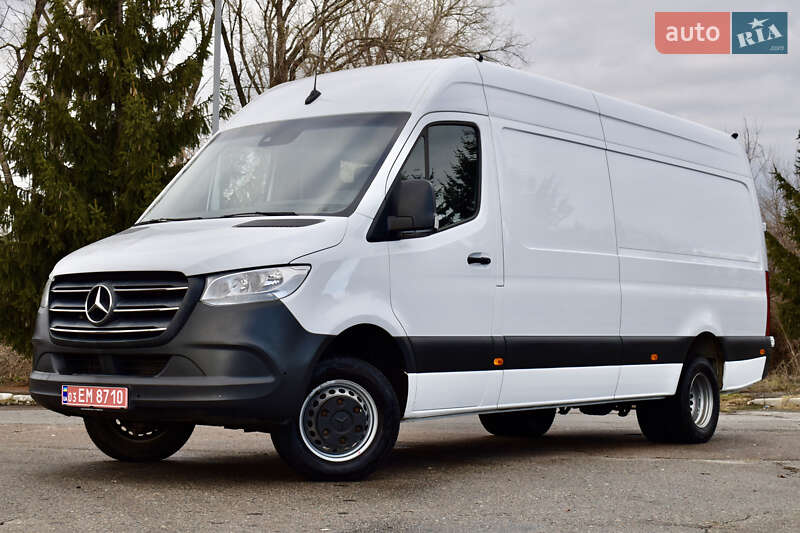 Грузовой фургон Mercedes-Benz Sprinter 2020 в 