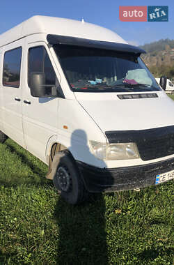 Вантажний фургон Mercedes-Benz Sprinter 1998 в Вижниці