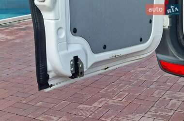 Грузовой фургон Mercedes-Benz Sprinter 2013 в Ровно