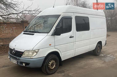 Вантажопасажирський фургон Mercedes-Benz Sprinter 2001 в Бердичеві