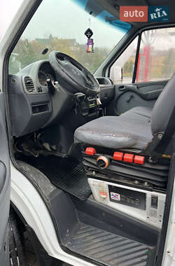 Грузовой фургон Mercedes-Benz Sprinter 2001 в 