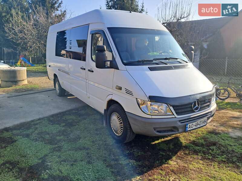 Микроавтобус Mercedes-Benz Sprinter 2003 в Виноградове фото 11 Микроавтобус Mercedes-Benz Sprinter 2003 в Виноградове