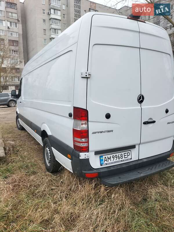 Грузовой фургон Mercedes-Benz Sprinter 2016 в Житомире