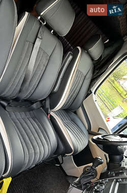 Мікроавтобус Mercedes-Benz Sprinter 2016 в 