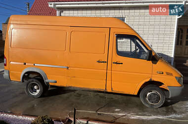 Грузовой фургон Mercedes-Benz Sprinter 2002 в Бершади