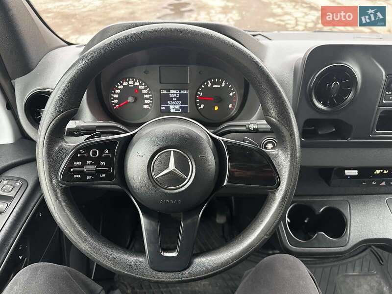 Грузовой фургон Mercedes-Benz Sprinter 2018 в Нововолынске фото 19 Грузовой фургон Mercedes-Benz Sprinter 2018 в Нововолынске
