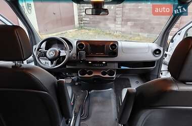 Грузопассажирский фургон Mercedes-Benz Sprinter 2021 в 
