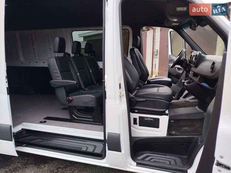 Грузопассажирский фургон Mercedes-Benz Sprinter 2021 в Костополе