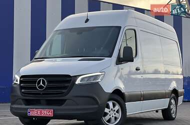 Вантажний фургон Mercedes-Benz Sprinter 2020 в Рівному