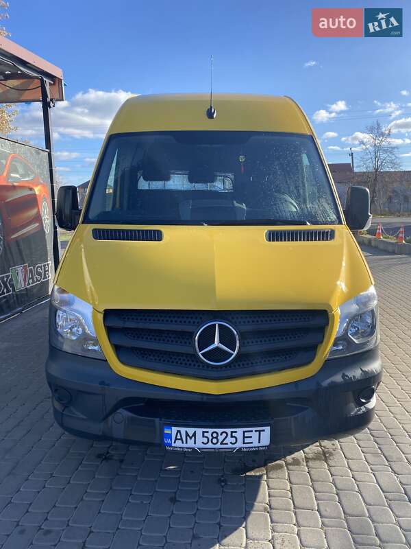 Грузовой фургон Mercedes-Benz Sprinter 2018 в Коростене