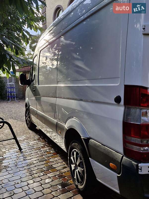 Вантажний фургон Mercedes-Benz Sprinter 2016 в Краматорську