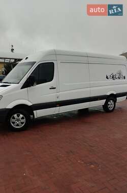 Грузовой фургон Mercedes-Benz Sprinter 2011 в Ровно