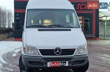 Грузовой фургон Mercedes-Benz Sprinter 2002 в Ровно