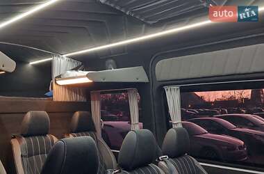 Мікроавтобус Mercedes-Benz Sprinter 2020 в 
