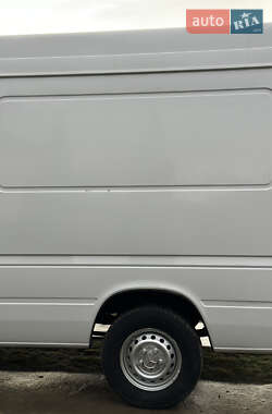 Вантажний фургон Mercedes-Benz Sprinter 2005 в Івано-Франківську