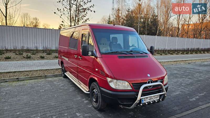 Mercedes-Benz Sprinter 2004