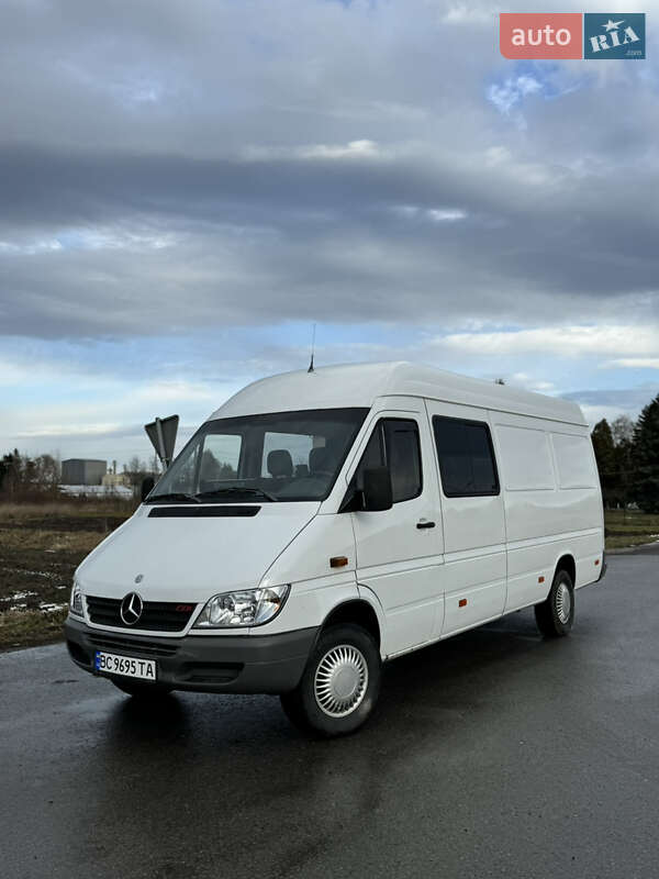 Mercedes-Benz Sprinter 2003