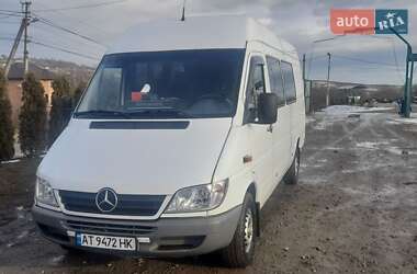 Вантажопасажирський фургон Mercedes-Benz Sprinter 2004 в Чернівцях