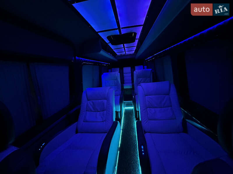 Мікроавтобус Mercedes-Benz Sprinter 2011 в Тячеві