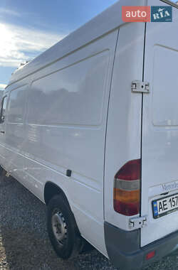 Вантажний фургон Mercedes-Benz Sprinter 2000 в Києві