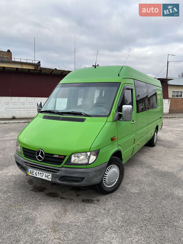 Мікроавтобус Mercedes-Benz Sprinter 2004 в Нікополі