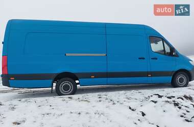 Грузопассажирский фургон Mercedes-Benz Sprinter 2020 в 