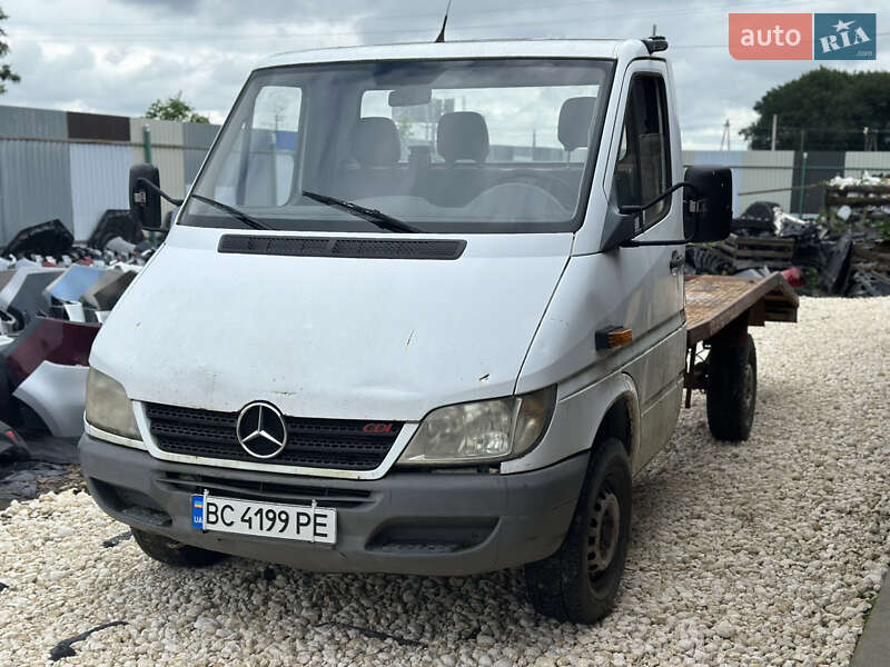 Евакуатор Mercedes-Benz Sprinter 2005 в Самборі