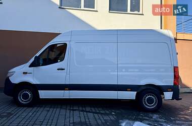 Вантажний фургон Mercedes-Benz Sprinter 2022 в Самборі