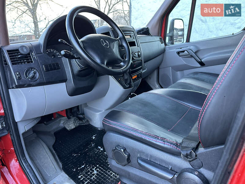 Эвакуатор Mercedes-Benz Sprinter 2011 в Косове