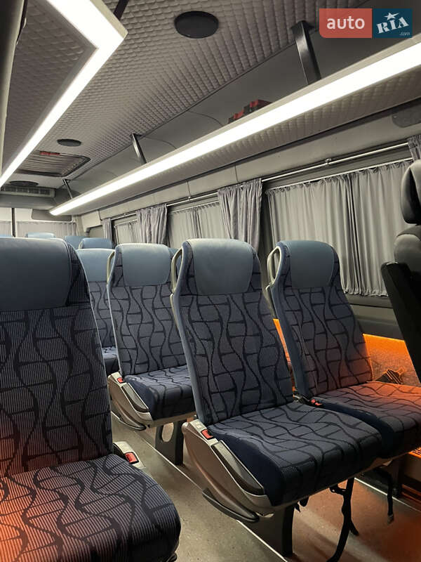 Туристический / Междугородний автобус Mercedes-Benz Sprinter 2012 в Ровно