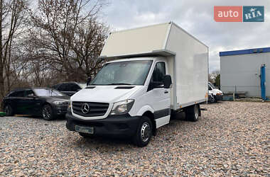 Вантажний фургон Mercedes-Benz Sprinter 2015 в Рівному