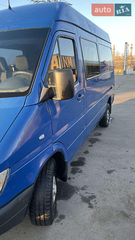 Грузопассажирский фургон Mercedes-Benz Sprinter 2005 в Виннице
